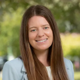 Hannah Bush - Real Estate Agent