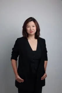 Yang helen Tang - Real Estate Agent
