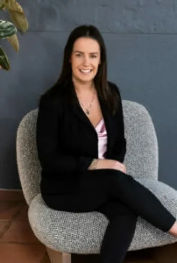 Caitlin Lines - Real Estate Agent at Shellabears - Cottesloe