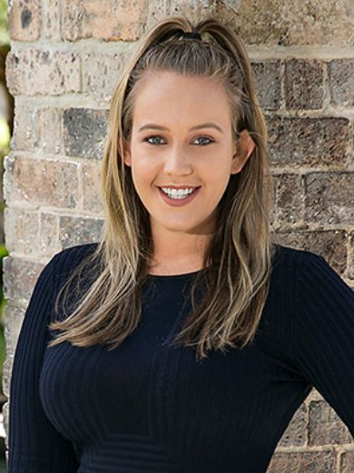 Caitlin Field - Real Estate Agent at McGrath - Coogee