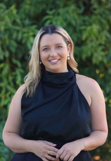 Caitlin Uittenbosch - Real Estate Agent at Ray White - Bulimba