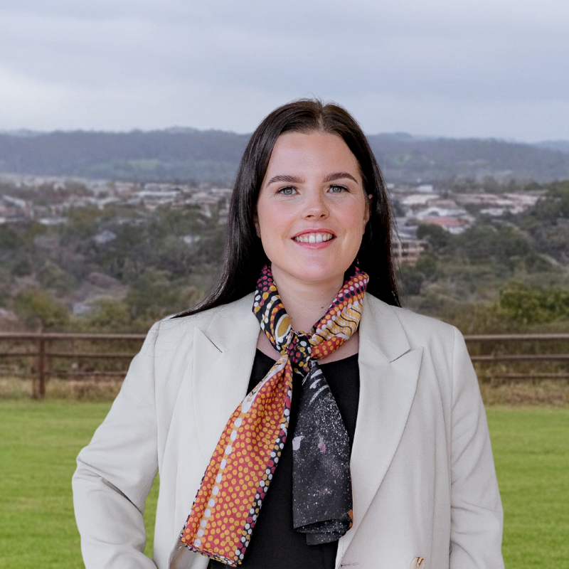 Candice Robinson - Real Estate Agent