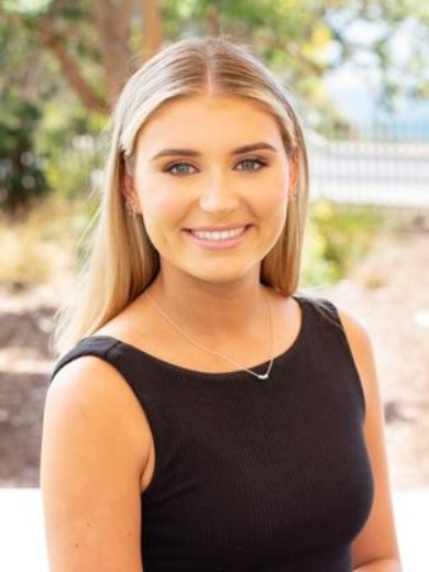 Carissa Middlemist - Real Estate Agent at Laing+Simmons - Freshwater