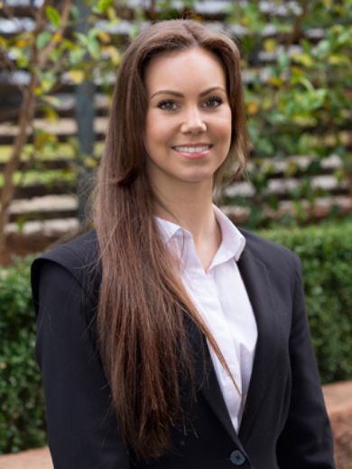 Carly Tomat - Real Estate Agent at Miles Real Estate - Ivanhoe & Rosanna