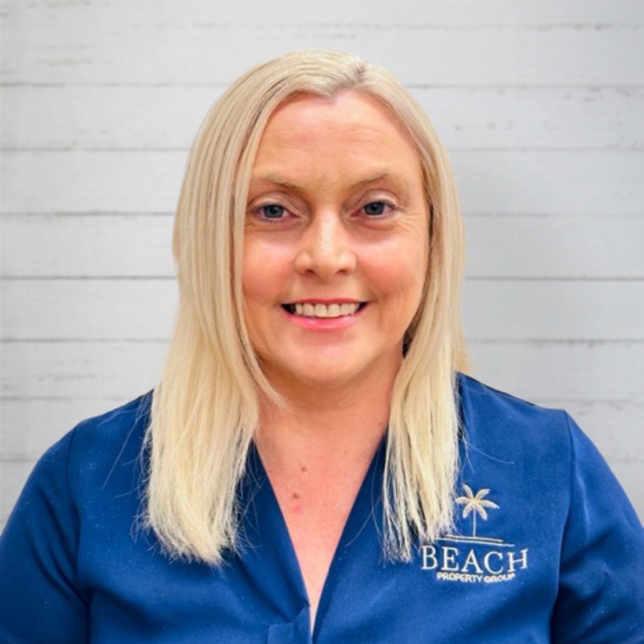 Carolyn Dore - Real Estate Agent