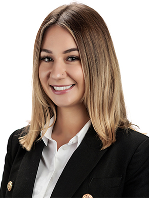 Cassandra Ioannidis Real Estate Agent