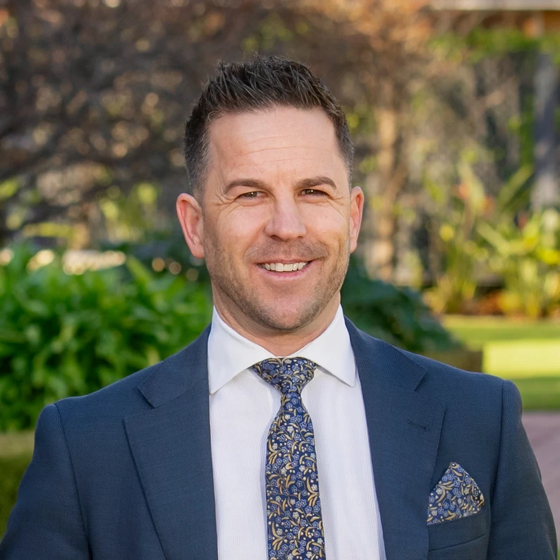 Adrian Patterson - Real Estate Agent