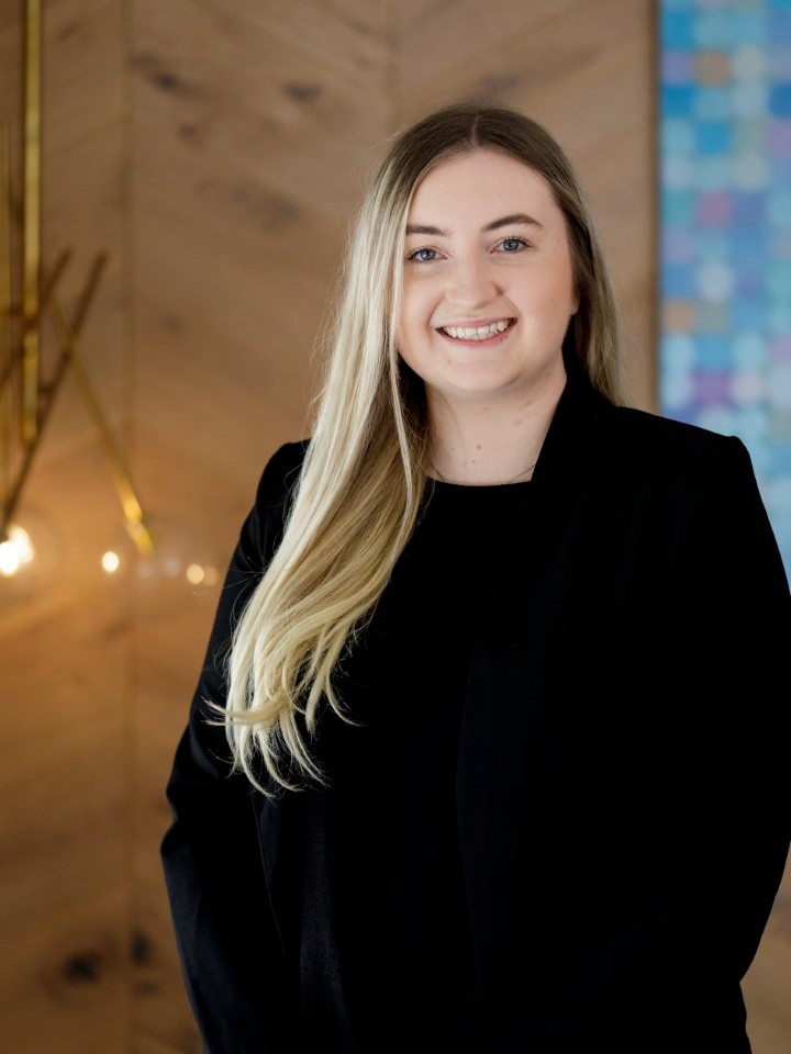 Cerys Phillips Real Estate Agent