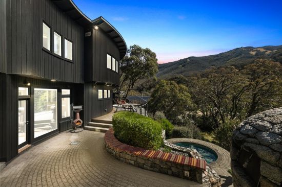 Forbes Stynes Real Estate - CRACKENBACK - Real Estate Agency