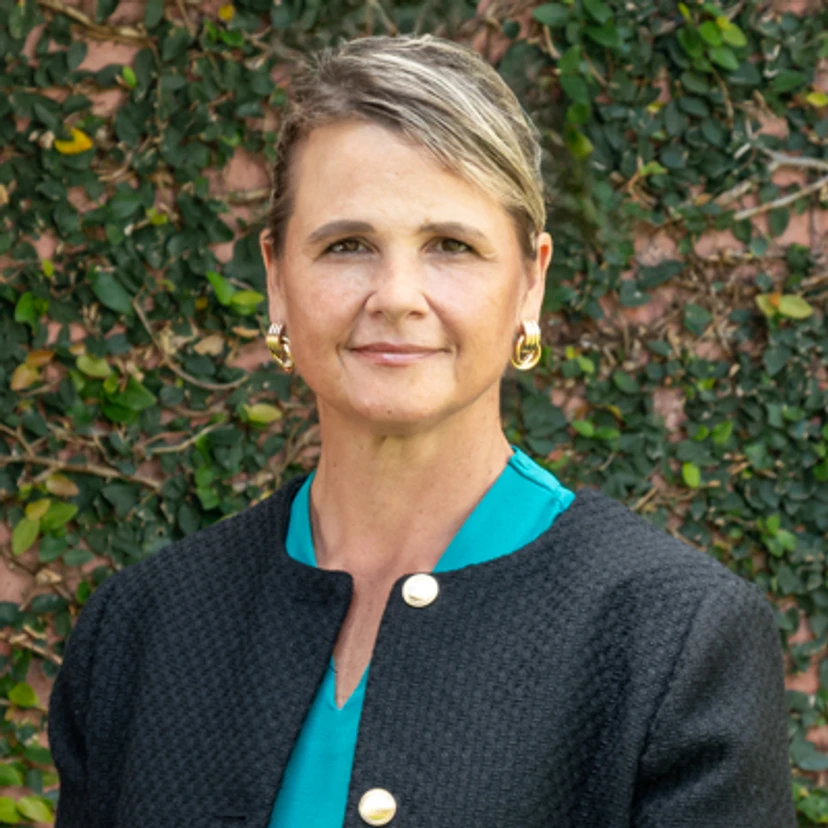 Rebecca Carrier-Hubbard - Real Estate Agent