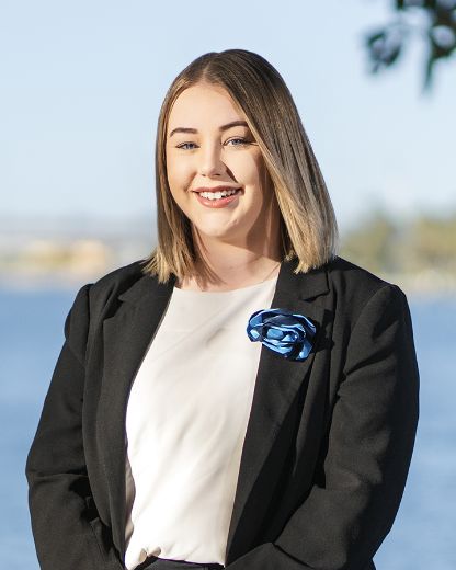 Chelsea Bilsborow - Real Estate Agent at Harcourts Mandurah - MANDURAH