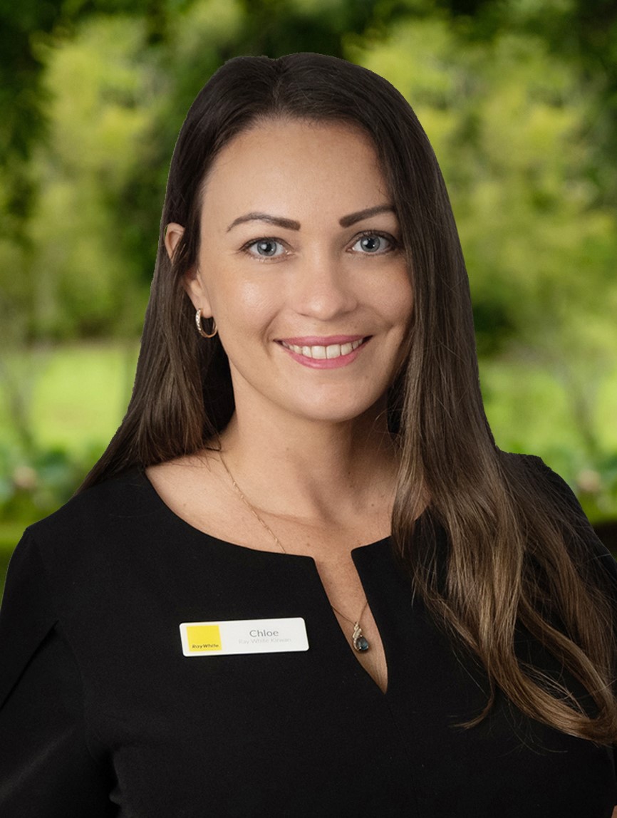 Chloe Saxby Real Estate Agent