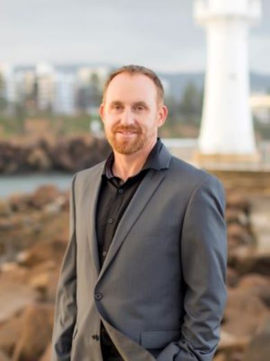 Chris Davey - Real Estate Agent at R&W - Figtree