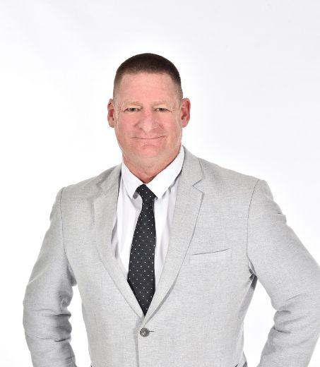 Chris Rowbottom - Real Estate Agent at First National Real Estate Engage Eastlakes - BELMONT