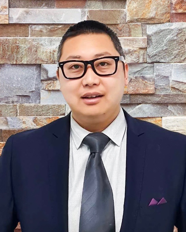 Chris  Yu Real Estate Agent