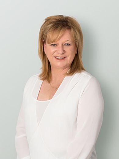 Christine Carroll - Real Estate Agent at Waterline Real Estate
