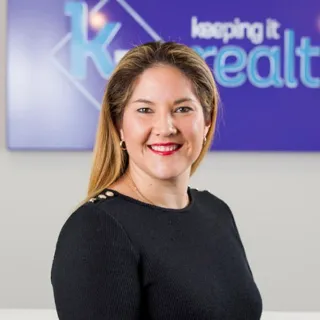 Christine  Holowiecki - Real Estate Agent
