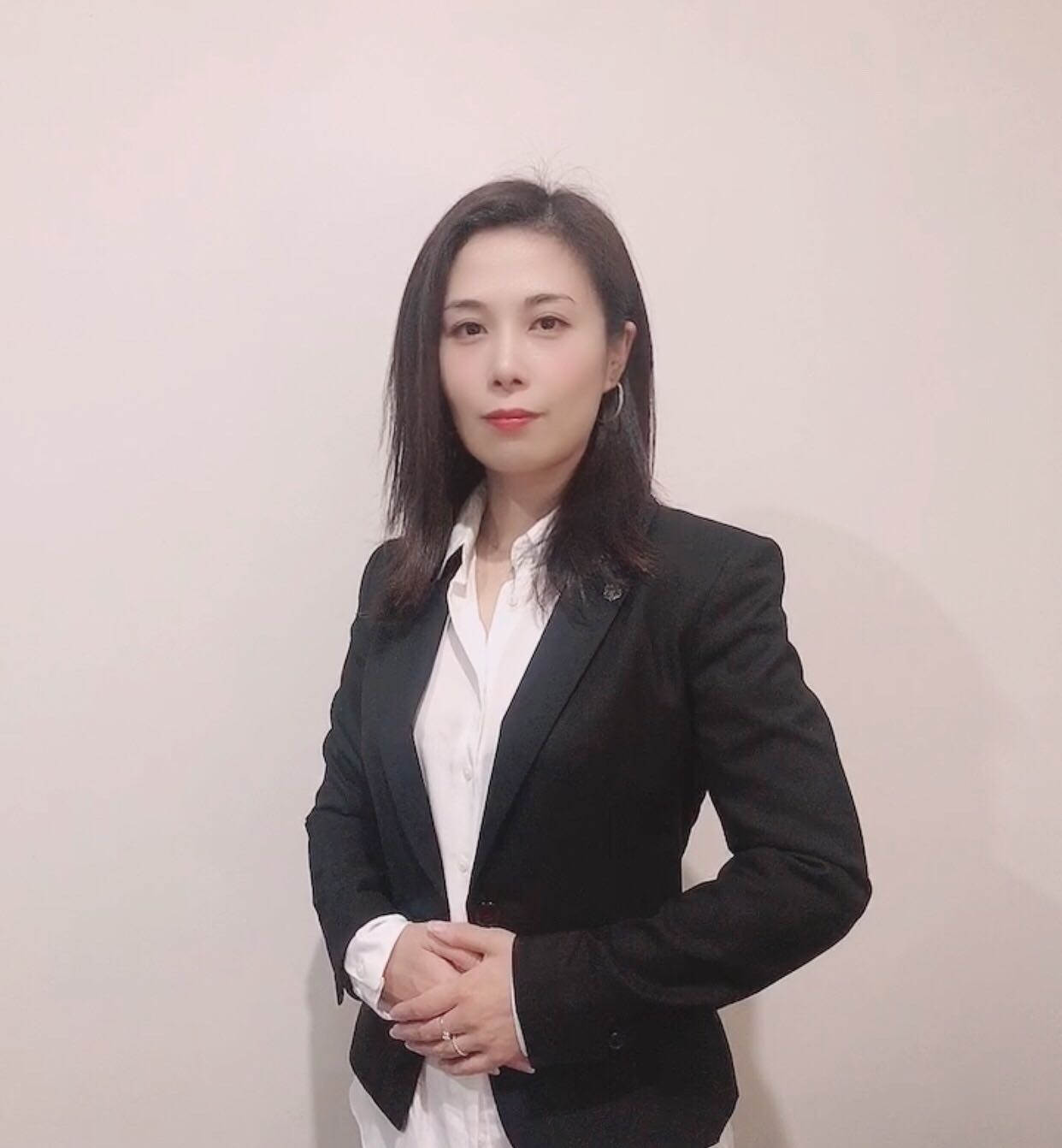 Cindy  Zhang Real Estate Agent