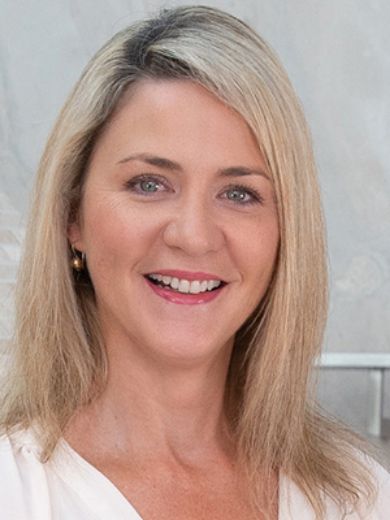 Clare Sherwood - Real Estate Agent at Tom Offermann Real Estate - Noosa Heads