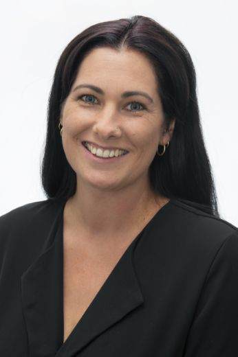 Clare Tattersall - Real Estate Agent at Realmark - Dunsborough