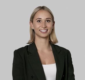 Claudia Petrini Real Estate Agent