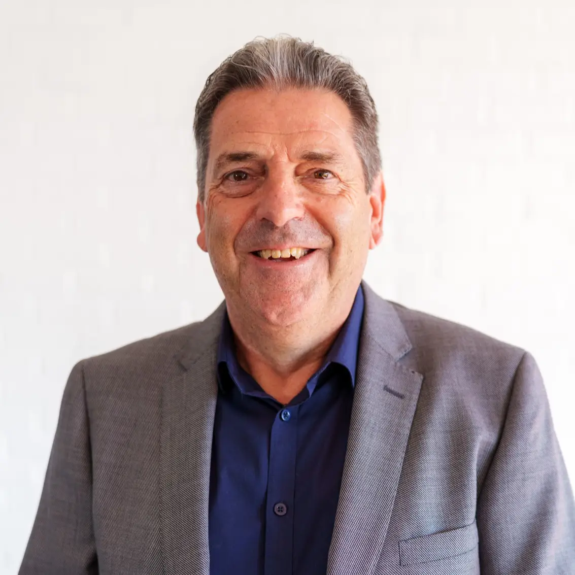 Colin  Wallbank - Real Estate Agent