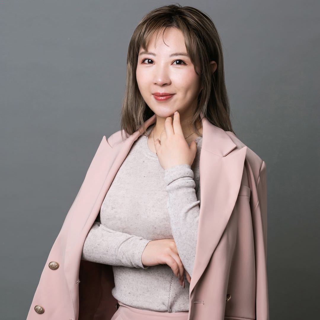 Connie Wei Real Estate Agent