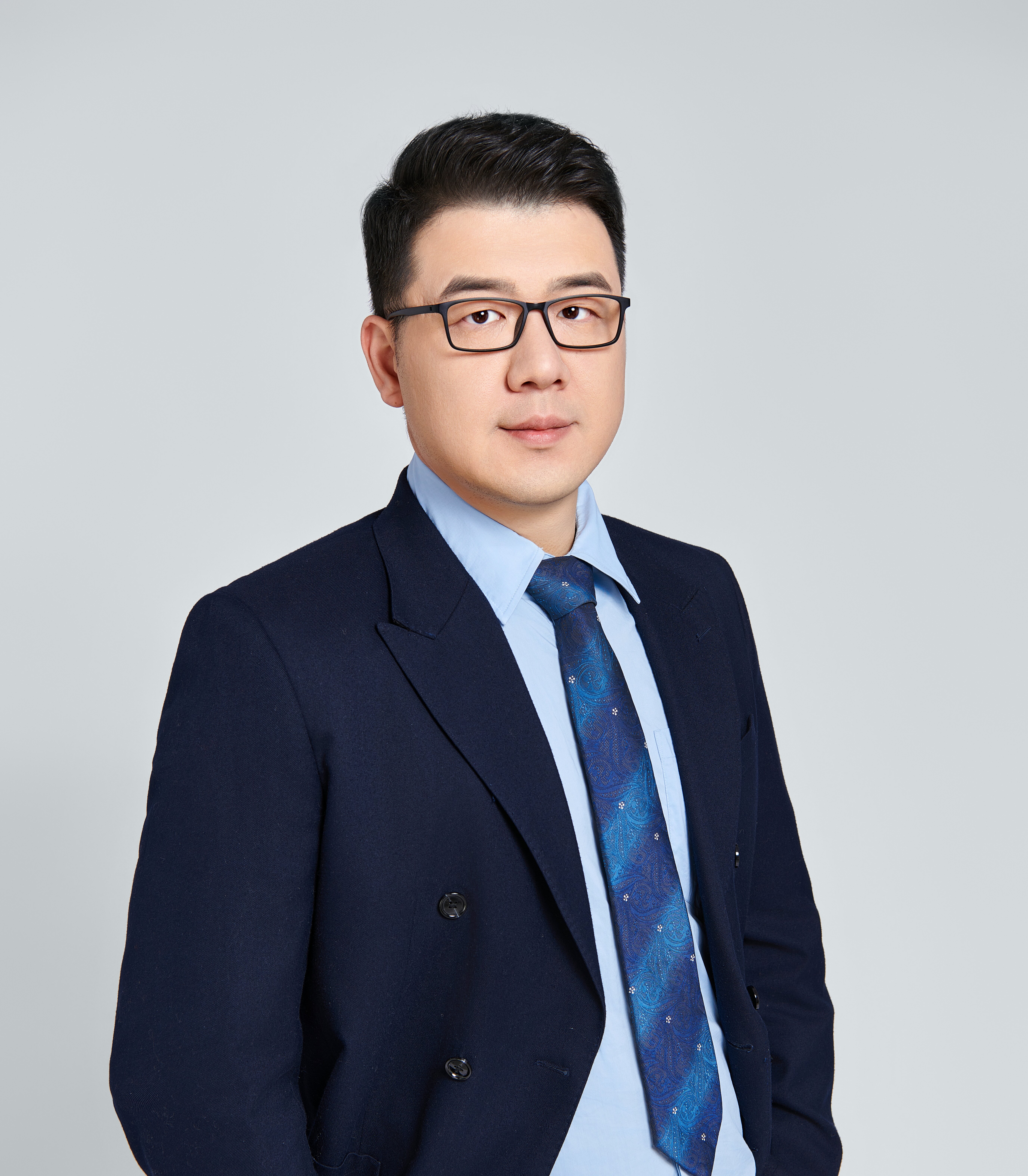 Corey  (Liang) Shen Real Estate Agent