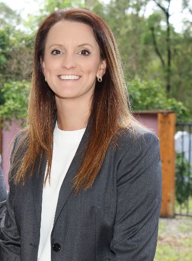 Courtney Reeve - Real Estate Agent at Di Taylor Real Estate