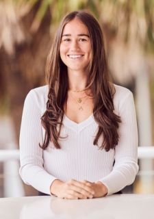 Hollie Sheehan - Real Estate Agent