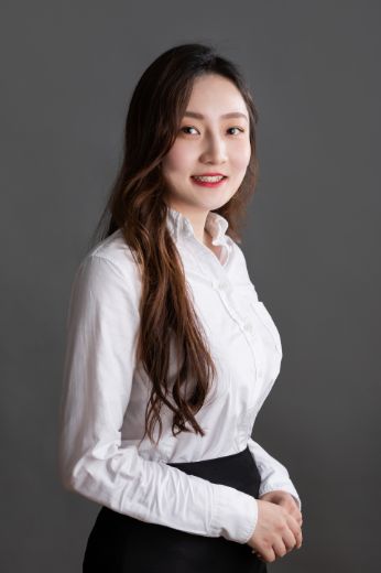 Crystal Liu - Real Estate Agent at Siri Realty Group