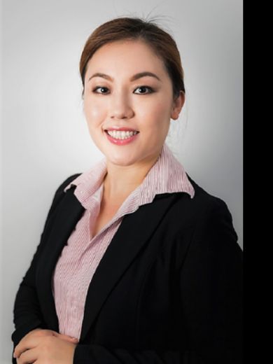 Czarina Zhang - Real Estate Agent at Raine & Horne - Onsite Sales