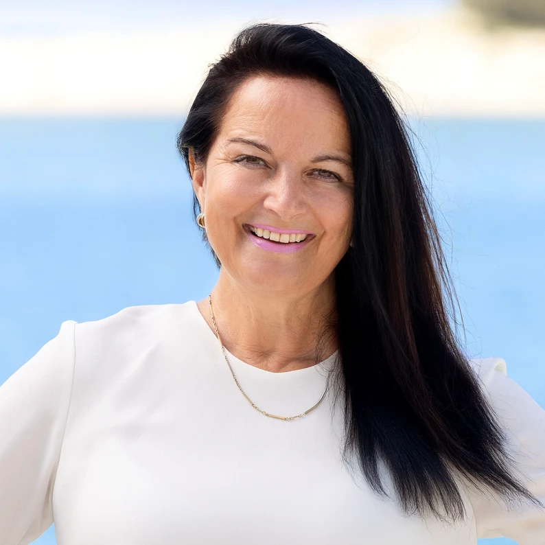 Carola Drexel - Real Estate Agent