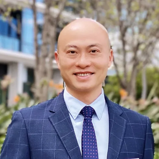 Vincent Wong - Real Estate Agent at Ray White Norwest