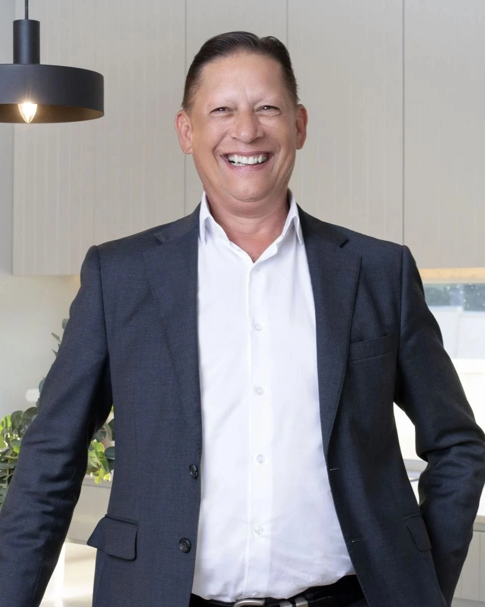 Volkan Akintetik - Real Estate Agent