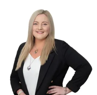 Kelly Thompson - Real Estate Agent Kelly Thompson - Real Estate Agent