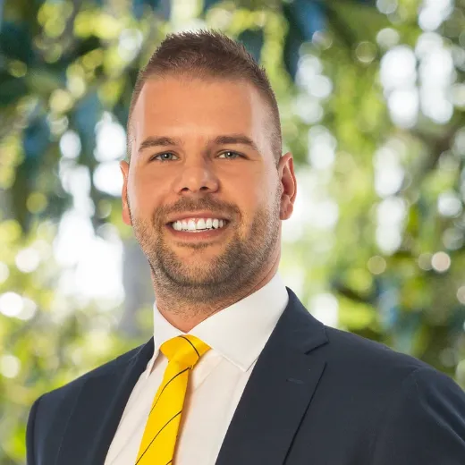 Robert Krnjeta - Real Estate Agent at Ray White - Werribee