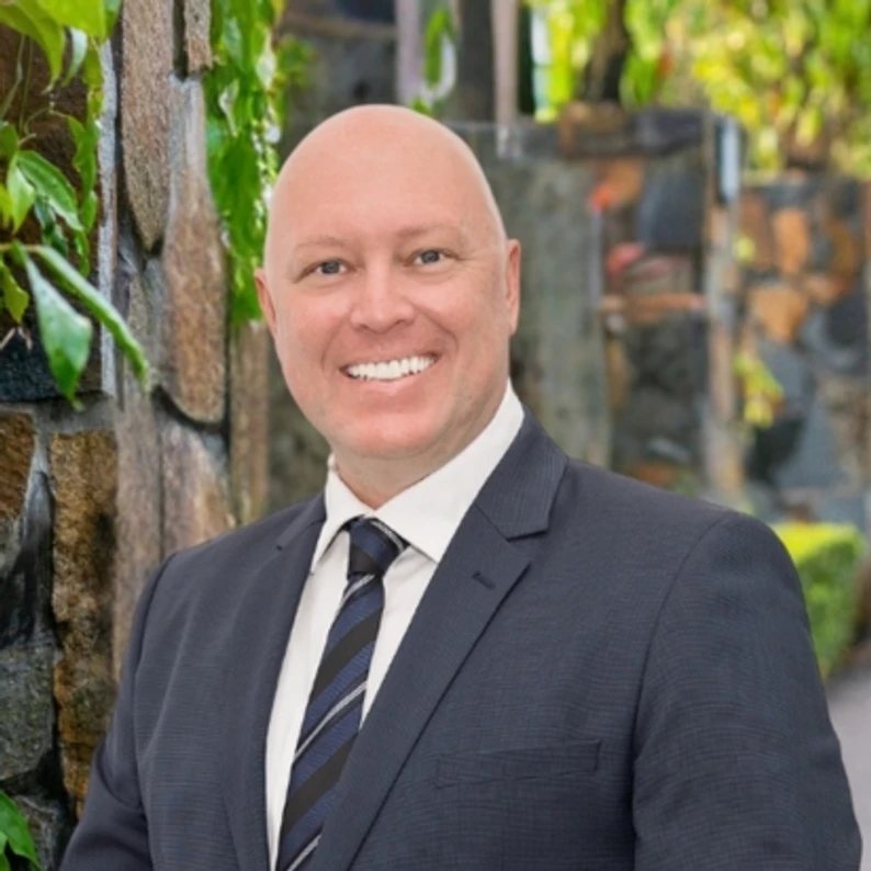 GLENN HAMILTON - Real Estate Agent