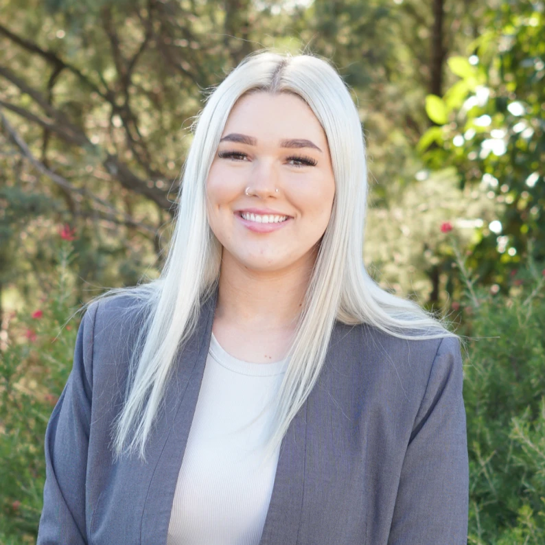 Astah Ramsay - Real Estate Agent