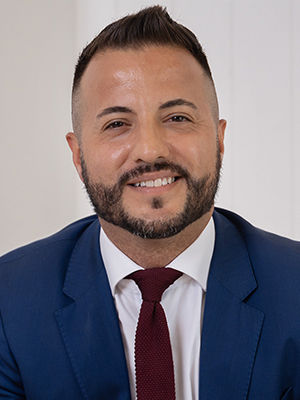 Damian Aguilar - Real Estate Agent