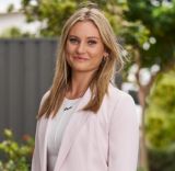 Dana Grant - Real Estate Agent From - Eastell and Co - Sunshine Coast