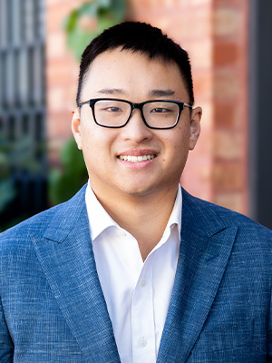 Daniel Zhang Real Estate Agent