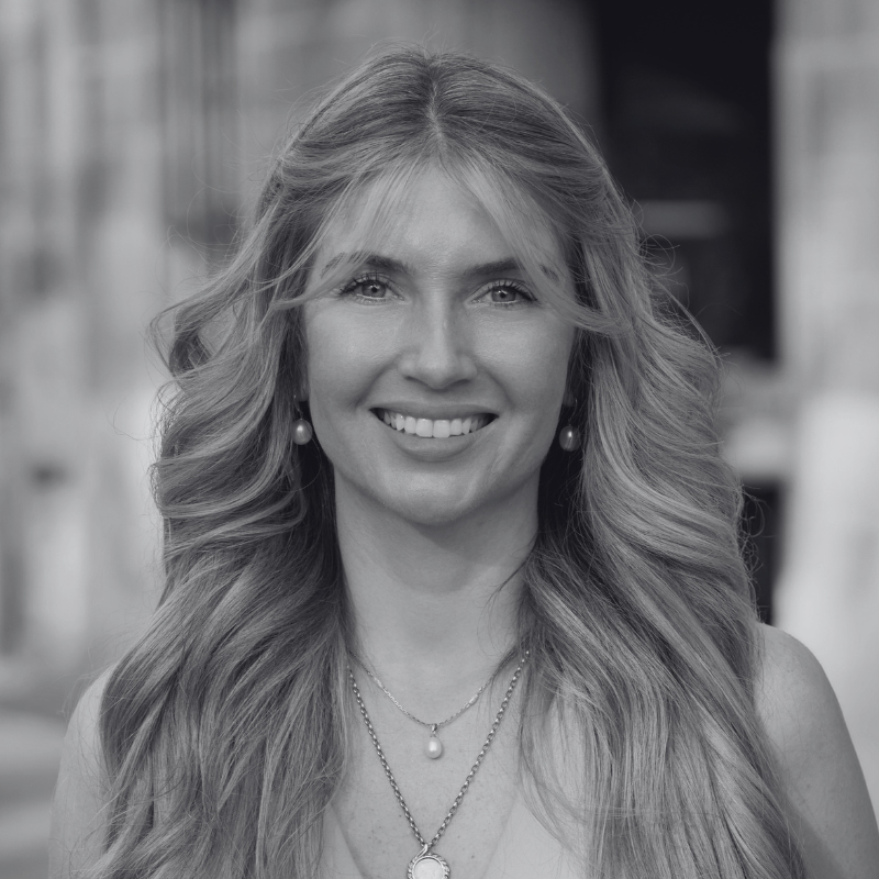 Danielle Daniell - Real Estate Agent