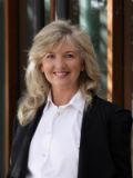 Debbie Holmes - Real Estate Agent From - Ray White - Caloundra