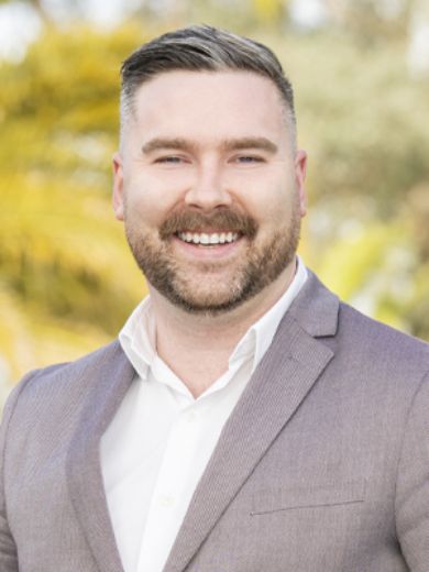 Declan Treacey - Real Estate Agent at Barry Plant Manningham
