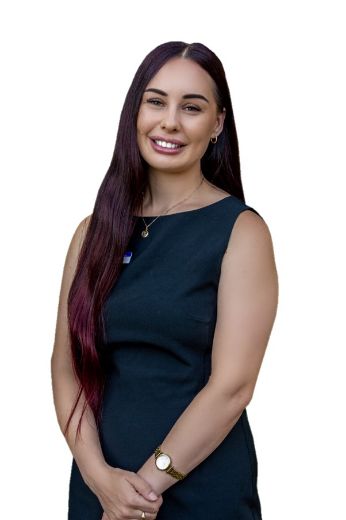 Demi Low - Real Estate Agent at First National Real Estate - Moreton