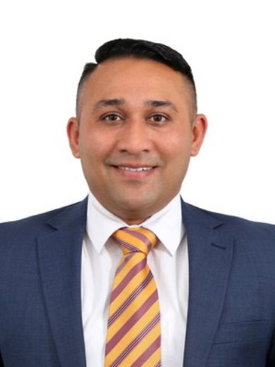 Dimpy Sandhu - Real Estate Agent at We4U Estate Agents - SEVEN HILLS