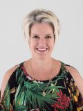 Dominique Chapman (Sales)  - Real Estate Agent From - Chateaux - Bundall
