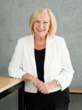 Donna Farquhar - Real Estate Agent From - Ouwens Casserly Real Estate Henley Beach - RLA 304568