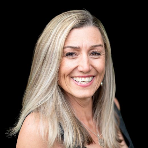 Donna Green - Real Estate Agent at Professionals South West - Dunsborough